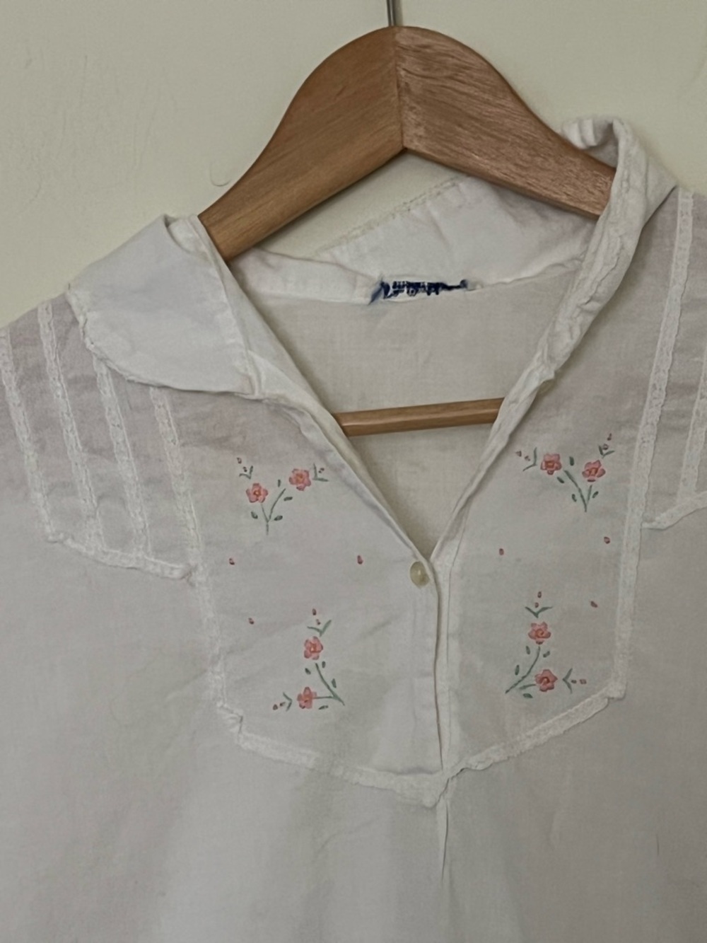 Vintage Italian Hand Embroidered Cotton Long-Sleeve Nightie S/M